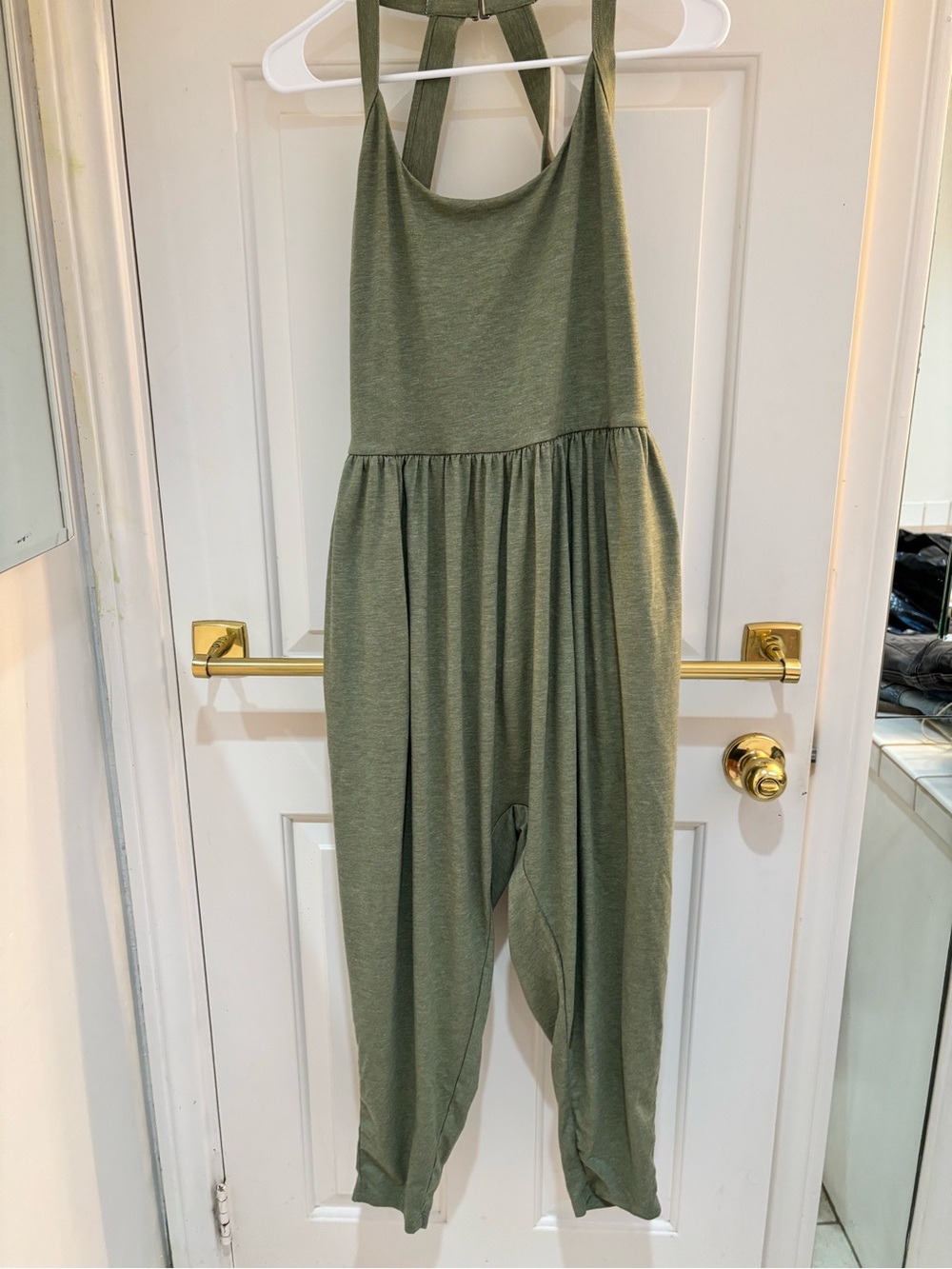 HALARA Olive Green Sleeveless Jumpsuit